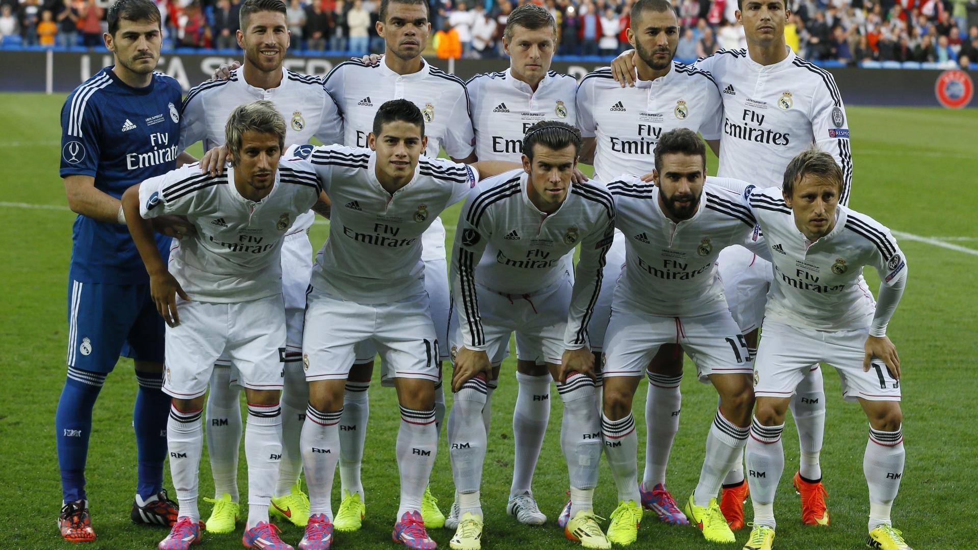 费德勒与40激战皇家马德里分钟，晋级下一阶段胜负难料！，西亚卡姆焦点对战观众掌声雷动